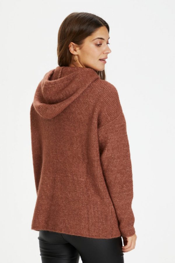 knit pullover