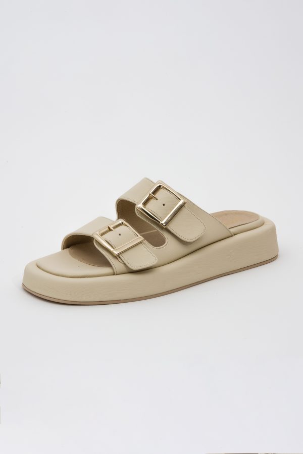 Summer sandals- Off white